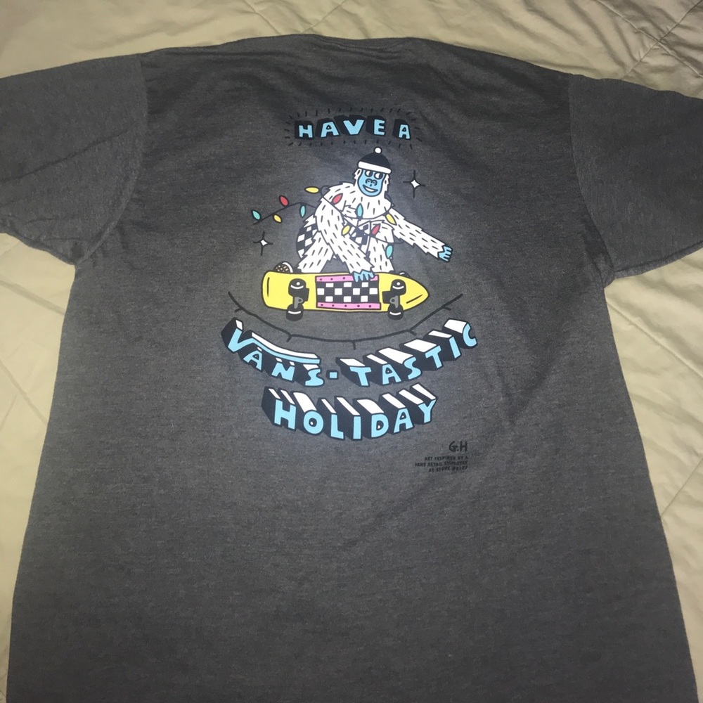 Brand new grey Vans holiday shirt, never worn. - Picture 4 of 4